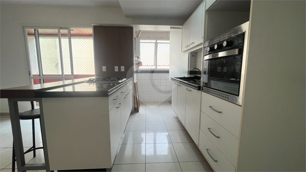 Cobertura à venda com 3 quartos, sendo 2 suítes,  em Vila Ipojuca, São Paulo, SP