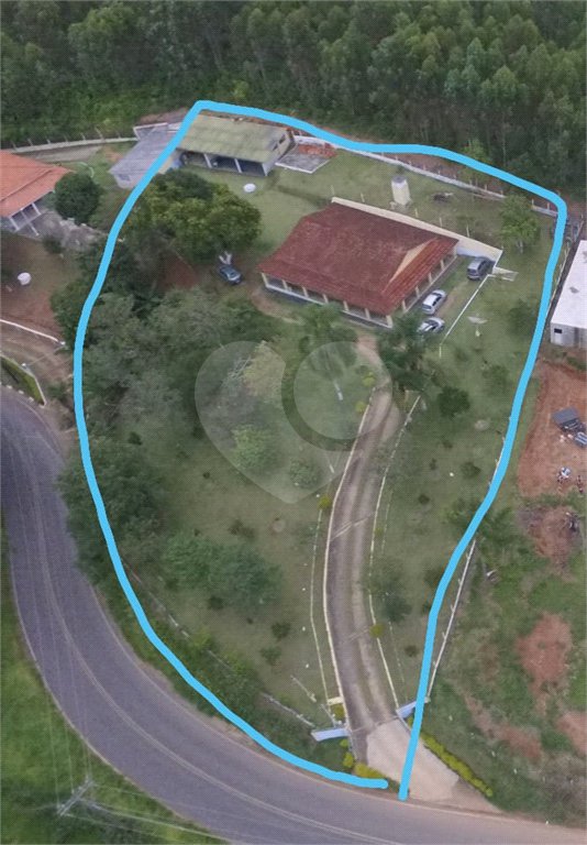 Chácara à venda com 4 quartos no Centro, Piracaia, SP