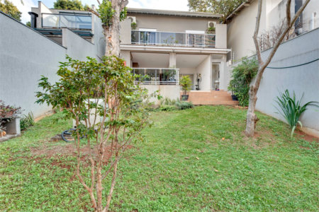 Sobrado à venda com 4 suítes em Chácara Flora, São Paulo, SP
