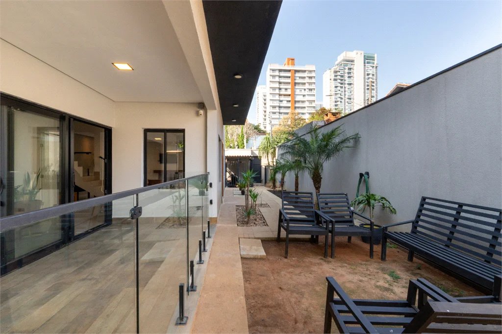 Casa de Vila à venda com 3 suítes em Brooklin Paulista, São Paulo, SP
