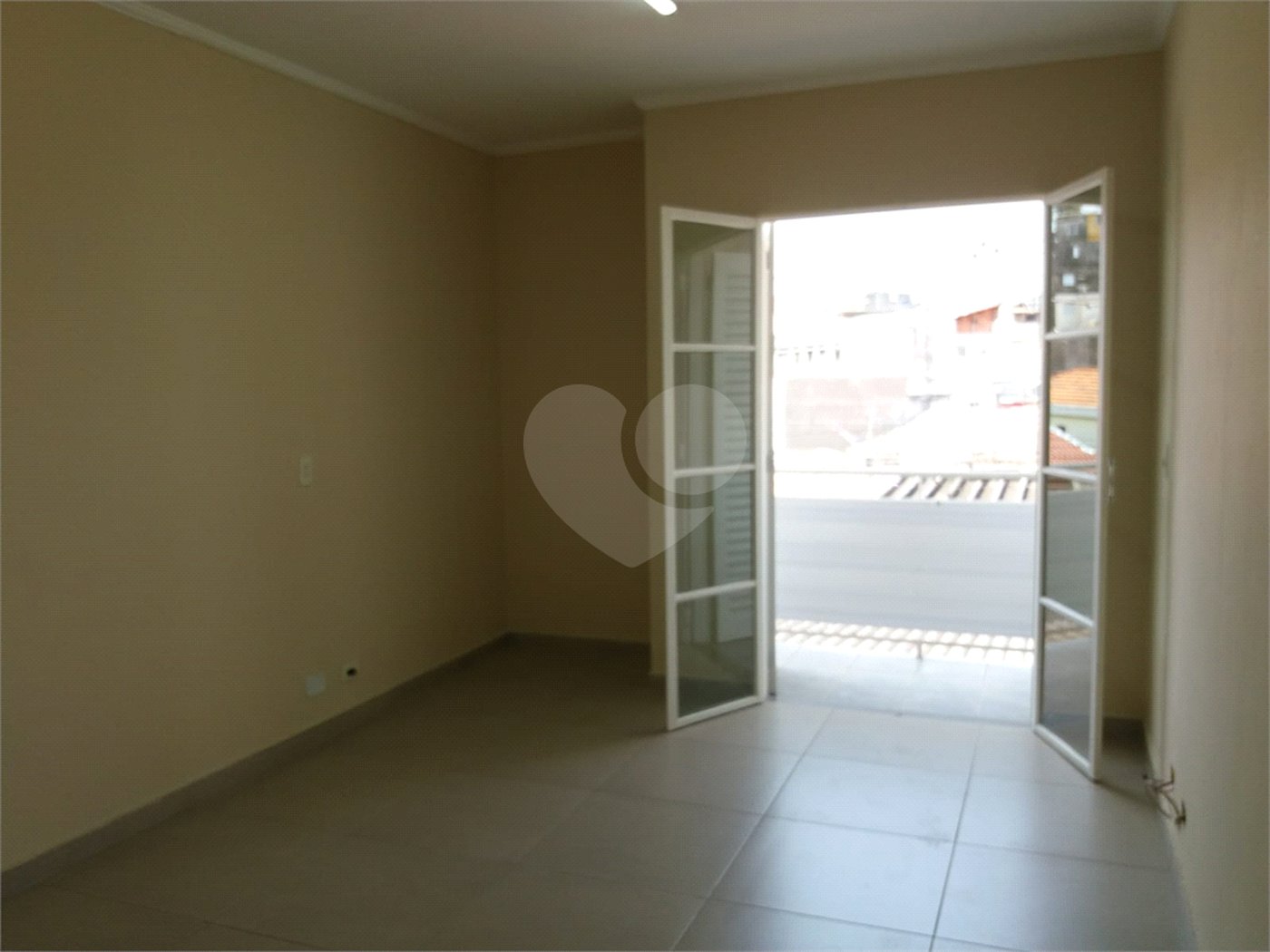 Sobrado à venda com 3 suítes em Tremembé, São Paulo, SP