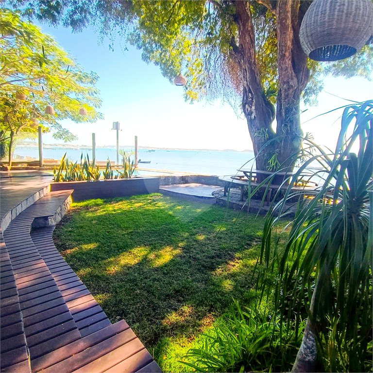 Casa à venda com 5 quartos, sendo 4 suítes, em Manguinhos, Armação dos Búzios, RJ