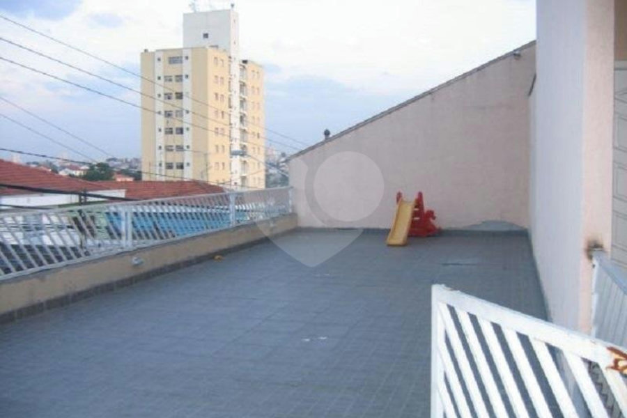 Casa à venda com 3 quartos, sendo 1 suíte, no condomínio Residencial Maracujás, São Paulo - SP