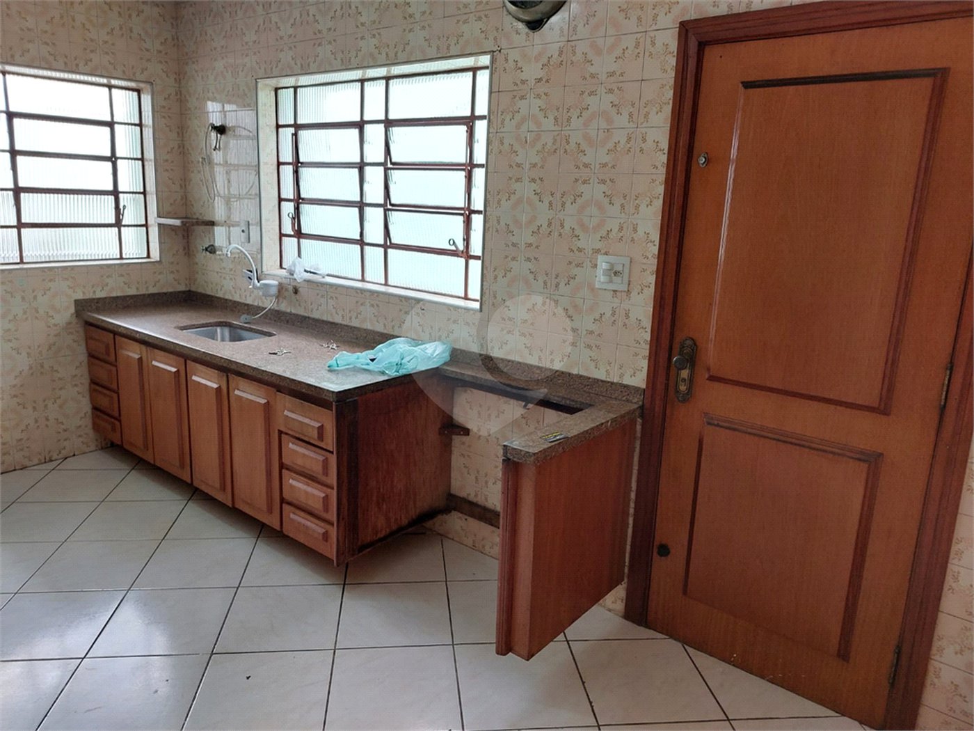 Sobrado à venda com 5 quartos, sendo 1 suíte, em Vila Brasilina, São Paulo, SP