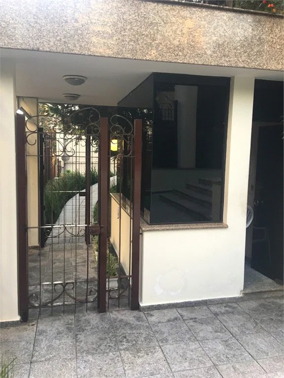 Apartamento à venda com 4 suítes em Vila Suzana, São Paulo, SP