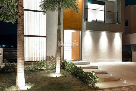 Casa à venda com 4 quartos, sendo 3 suítes, em Rio Abaixo, Atibaia, SP
