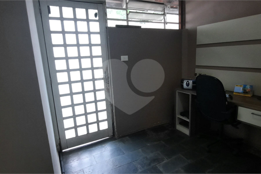 Casa à venda com 3 quartos, sendo 1 suíte, no condomínio Alpes da Cantareira, Mairiporã - SP