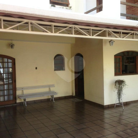 Sobrado à venda com 3 quartos, sendo 1 suíte, em Vila Gustavo, São Paulo, SP