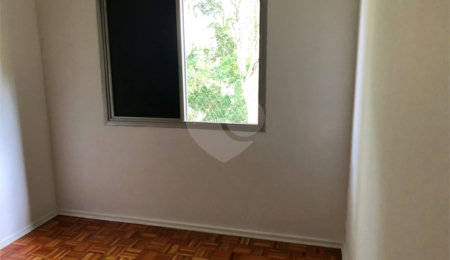 Apartamento à venda com 2 quartos em Santo Amaro, São Paulo, SP