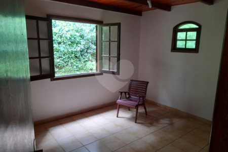 Chácara à venda com 3 quartos em Caraguatá, Mairiporã, SP
