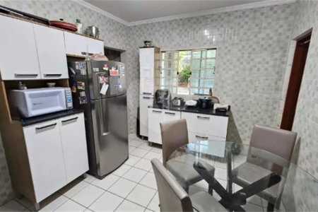 Casa à venda com 3 quartos, sendo 2 suítes, no condomínio Vinhas da Vista Alegre - Lado Café, Vinhedo - SP