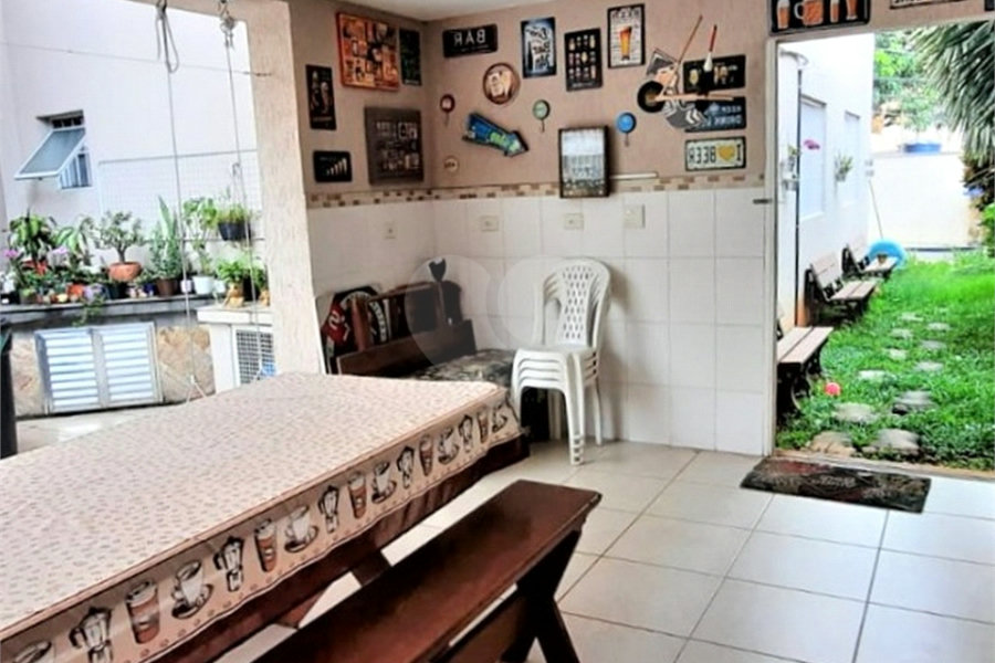 Casa à venda com 5 quartos, sendo 4 suítes, em Santana, São Paulo, SP