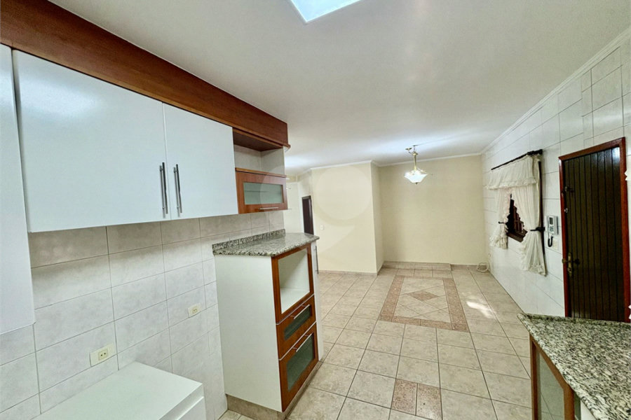 Sobrado à venda ou para alugar com 3 quartos, sendo 1 suíte, em Santana, São Paulo, SP