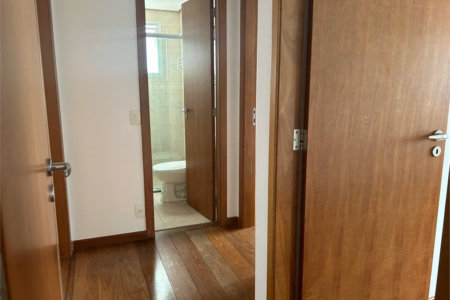 Apartamento para alugar com 3 quartos, sendo 1 suíte, em Pinheiros, São Paulo, SP