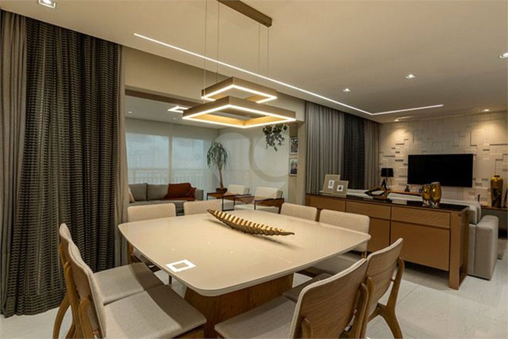 Apartamento à venda com 3 suítes em Indianópolis, São Paulo, SP