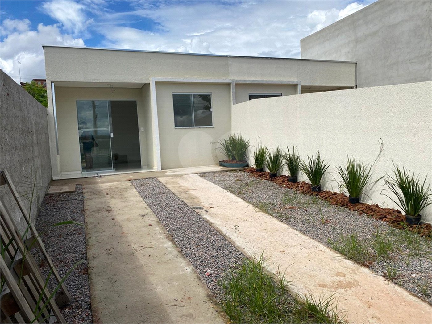 Casa Térrea à venda com 3 quartos, sendo 1 suíte, em Jardim São Felipe, Atibaia, SP
