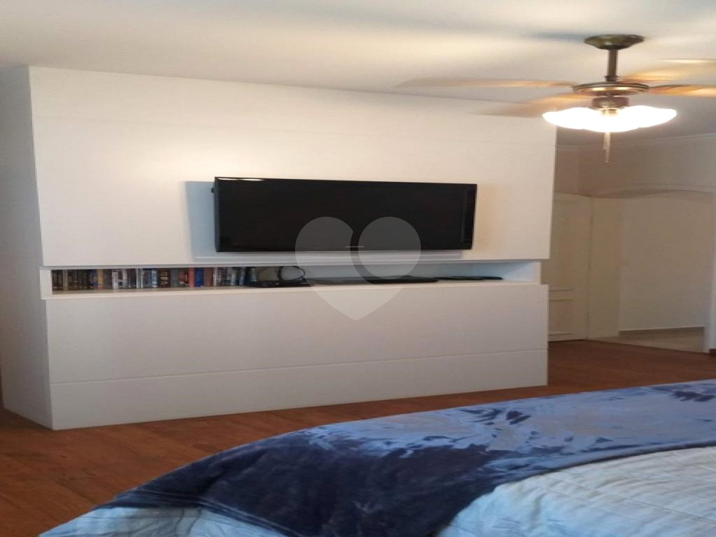 Casa à venda com 4 quartos, sendo 3 suítes,  em Jardim Bonfiglioli, São Paulo, SP