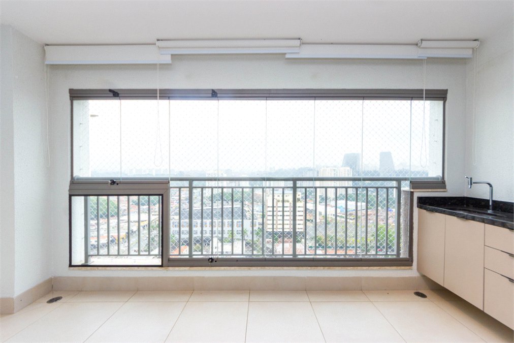 Apartamento à venda com 3 quartos, sendo 1 suíte,  em Vila Cruzeiro, São Paulo, SP
