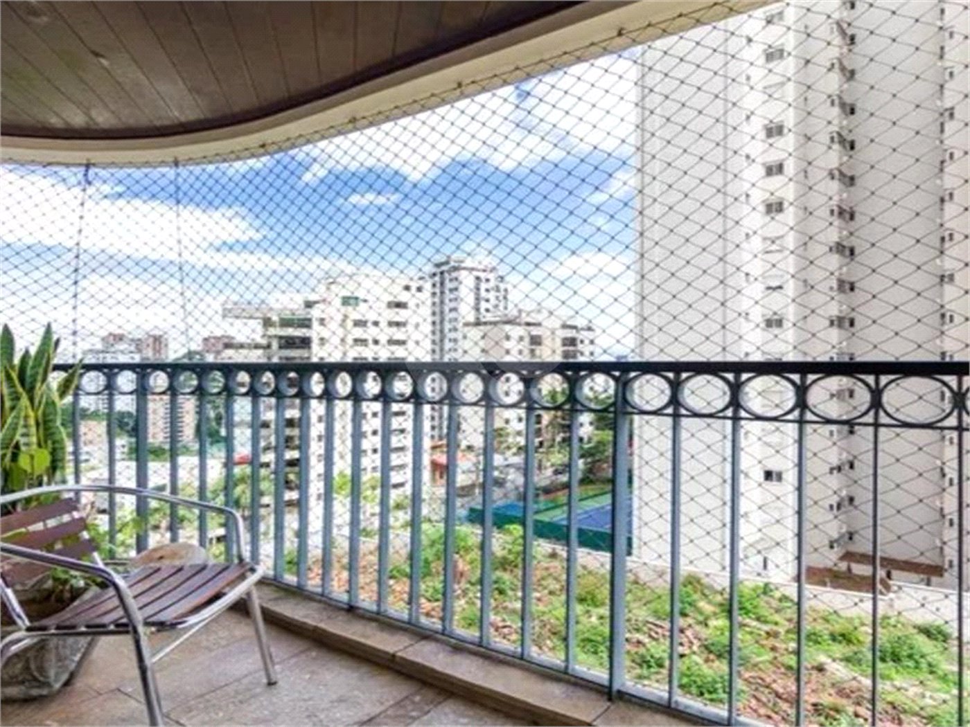 Apartamento à venda com 4 quartos, sendo 3 suítes, em Vila Andrade, São Paulo, SP