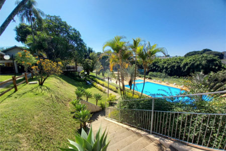 Casa à venda com 5 quartos, sendo 3 suítes, no condomínio Vinhas da Vista Alegre - Lado Sede, Vinhedo - SP