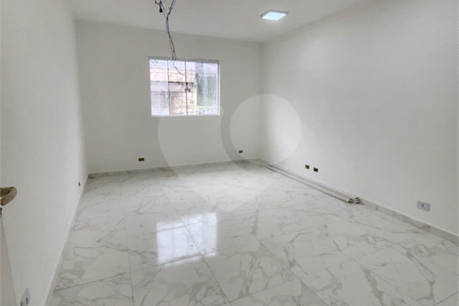 Sobrado à venda com 3 quartos, sendo 1 suíte,  em Tucuruvi, São Paulo, SP