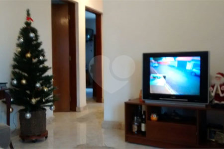 Casa à venda com 2 quartos em Vila Suissa, Mogi das Cruzes, SP