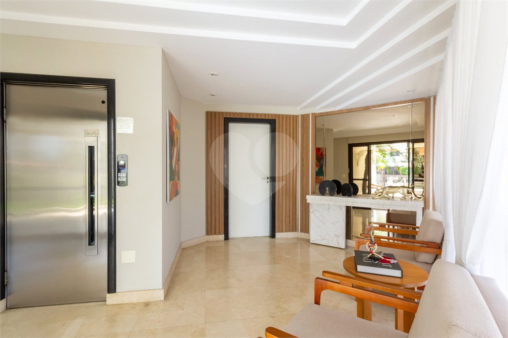 Apartamento à venda com 3 suítes em Santana, São Paulo, SP