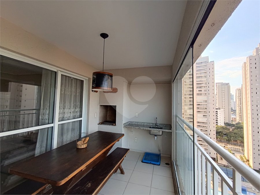 Apartamento à venda com 3 quartos, sendo 1 suíte, em Vila Leonor, Guarulhos, SP