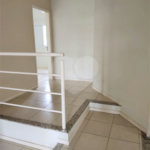Casa à venda ou para alugar com 3 suítes no condomínio Residencial Jardim das Palmeiras, Vinhedo - SP