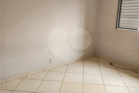 Sobrado à venda com 3 quartos em Vila Dalila, São Paulo, SP