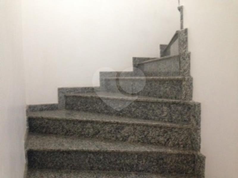Sobrado à venda com 3 quartos, sendo 1 suíte, em Jardim Monte Kemel, São Paulo, SP