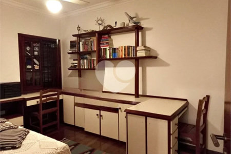 Sobrado à venda com 4 quartos, sendo 2 suítes,  em Água Fria, São Paulo, SP
