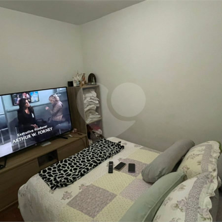 Sobrado à venda com 3 quartos em Jardim Laila, Embu das Artes, SP