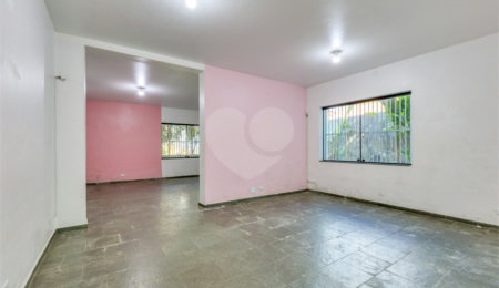Sobrado à venda ou para alugar com 4 quartos em Jardim Petrópolis, São Paulo, SP
