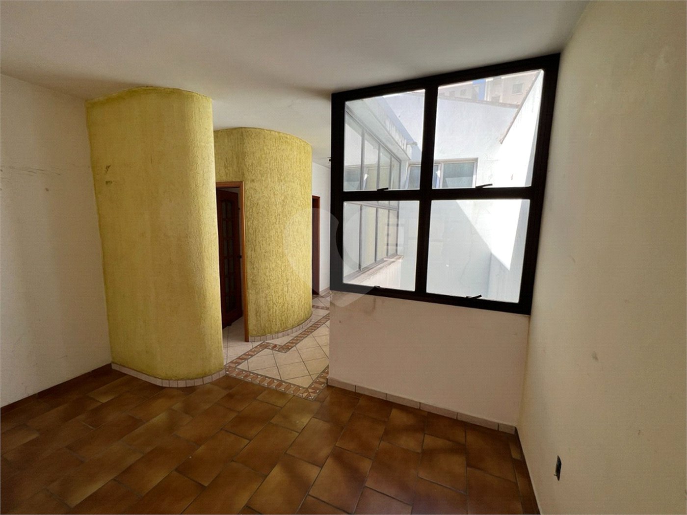 Casa à venda com 3 quartos, sendo 1 suíte, em Vila Vianelo, Jundiaí, SP