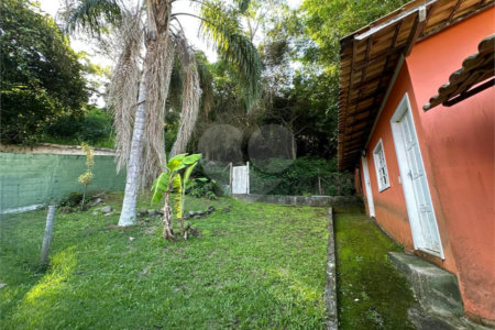 Casa em condomínio à venda com 3 quartos, sendo 2 suítes,  em Peró, Cabo Frio, RJ