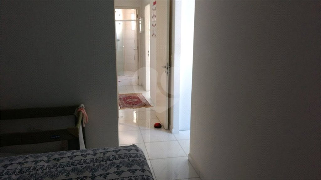 Casa à venda com 3 quartos, sendo 1 suíte, no condomínio Residencial Água Fria, São Paulo - SP