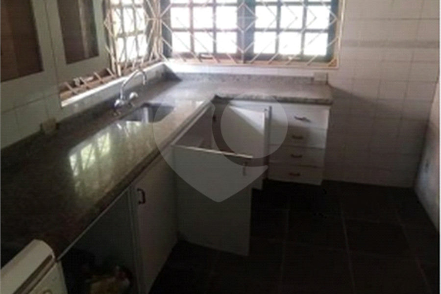 Casa à venda com 5 quartos, sendo 1 suíte, em Mantiqueira, Mairiporã, SP