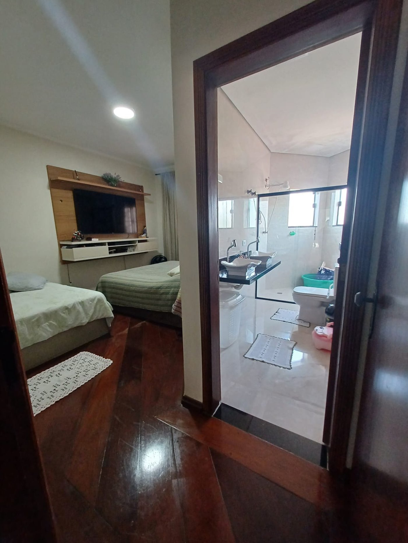 Casa à venda com 3 quartos, sendo 1 suíte, em Jardim Rosana, Guarulhos, SP