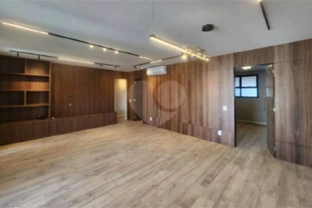 Apartamento à venda com 3 suítes em Indianópolis, São Paulo, SP