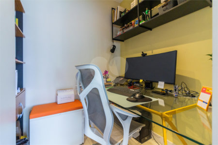 Apartamento à venda com 3 suítes em Alto da Lapa, São Paulo, SP