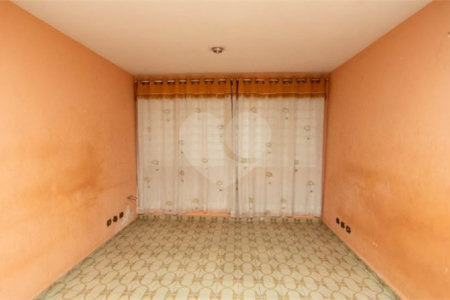 Casa à venda com 3 quartos, sendo 1 suíte,  em Vila Sônia, São Paulo, SP