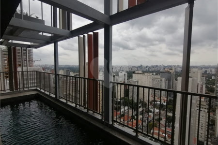 Apartamento à venda ou para alugar com 1 quarto em Cerqueira César, São Paulo, SP