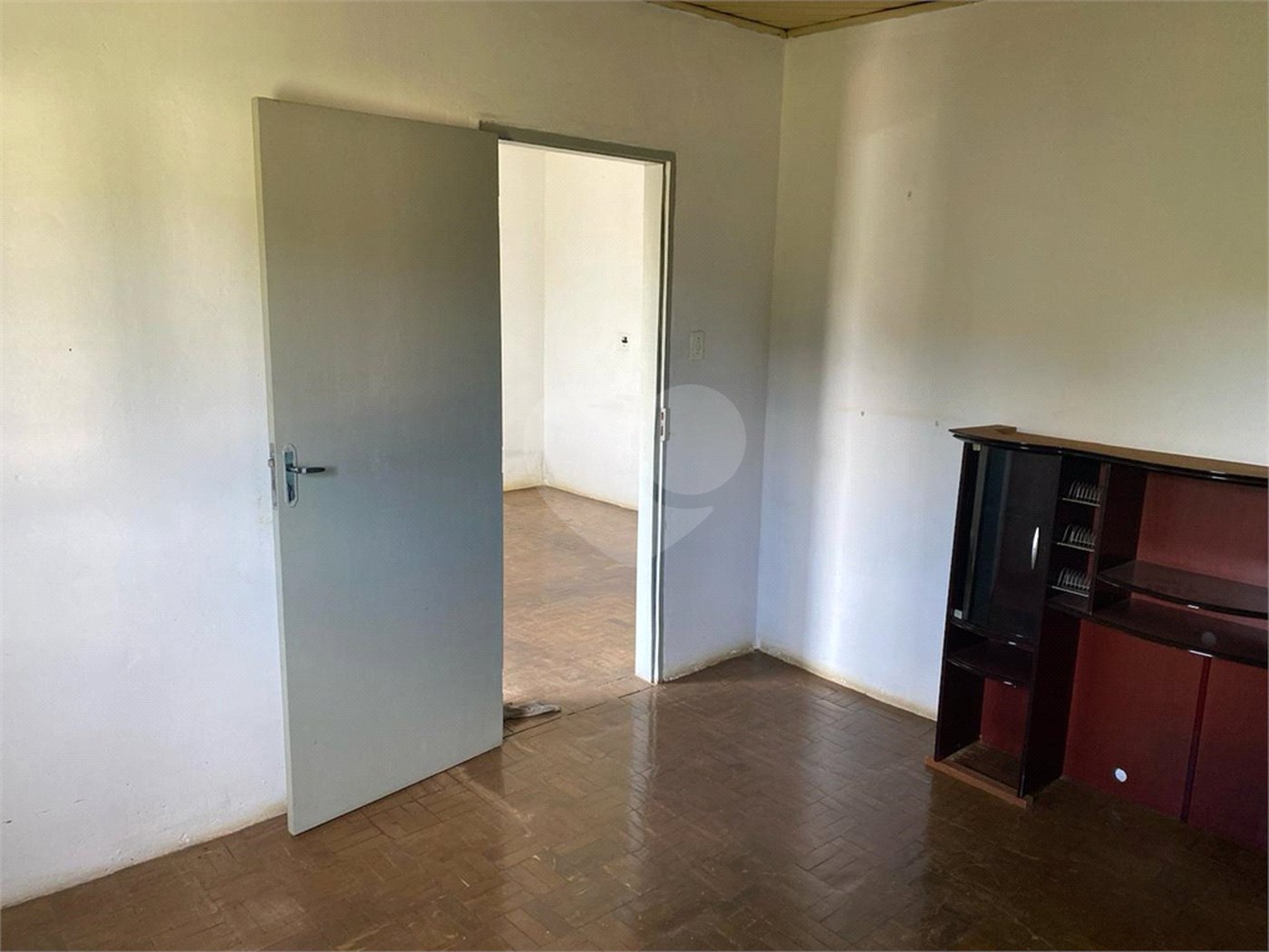 Casa térrea para venda na Vila Faria.