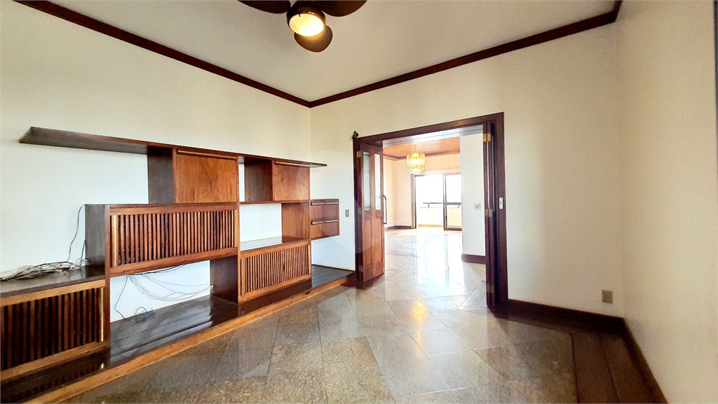 Apartamento à venda com 4 quartos, sendo 2 suítes,  em Vila Seixas, Ribeirão Preto, SP