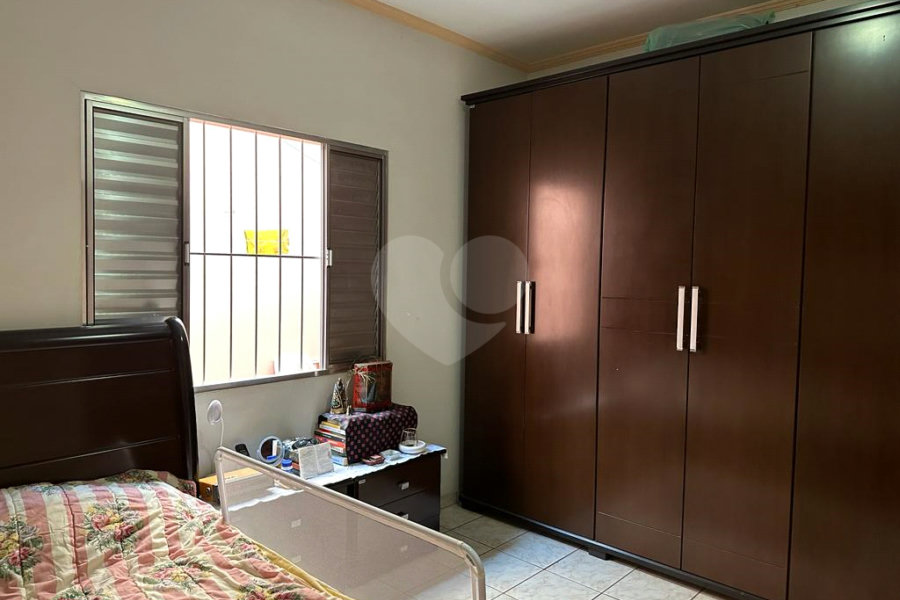 Sobrado à venda com 3 quartos, sendo 1 suíte, em Vila Nova Mazzei, São Paulo, SP