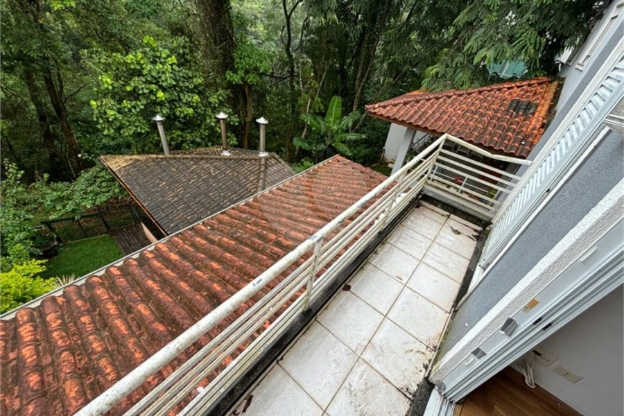 Sobrado à venda com 3 quartos, sendo 1 suíte, em Horto, São Paulo, SP