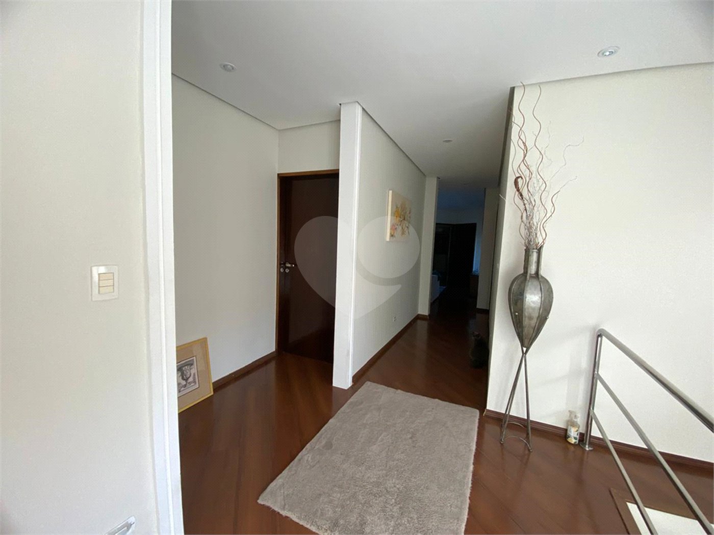 Sobrado à venda com 5 quartos, sendo 3 suítes, em Tremembé, São Paulo, SP