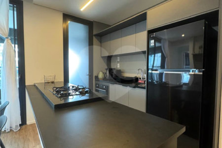 Apartamento à venda com 3 suítes em Jardim das Acácias, São Paulo, SP