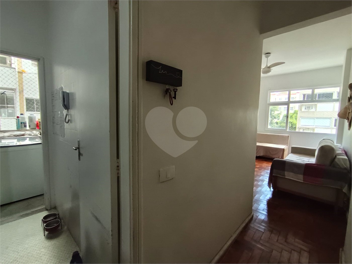 Apartamento à venda com 2 quartos, sendo 1 suíte, em Lagoa, Rio de Janeiro, RJ